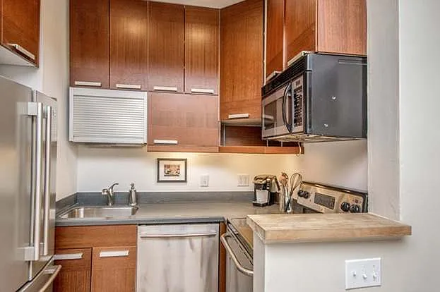 121 Salem St #2C — Photo 22