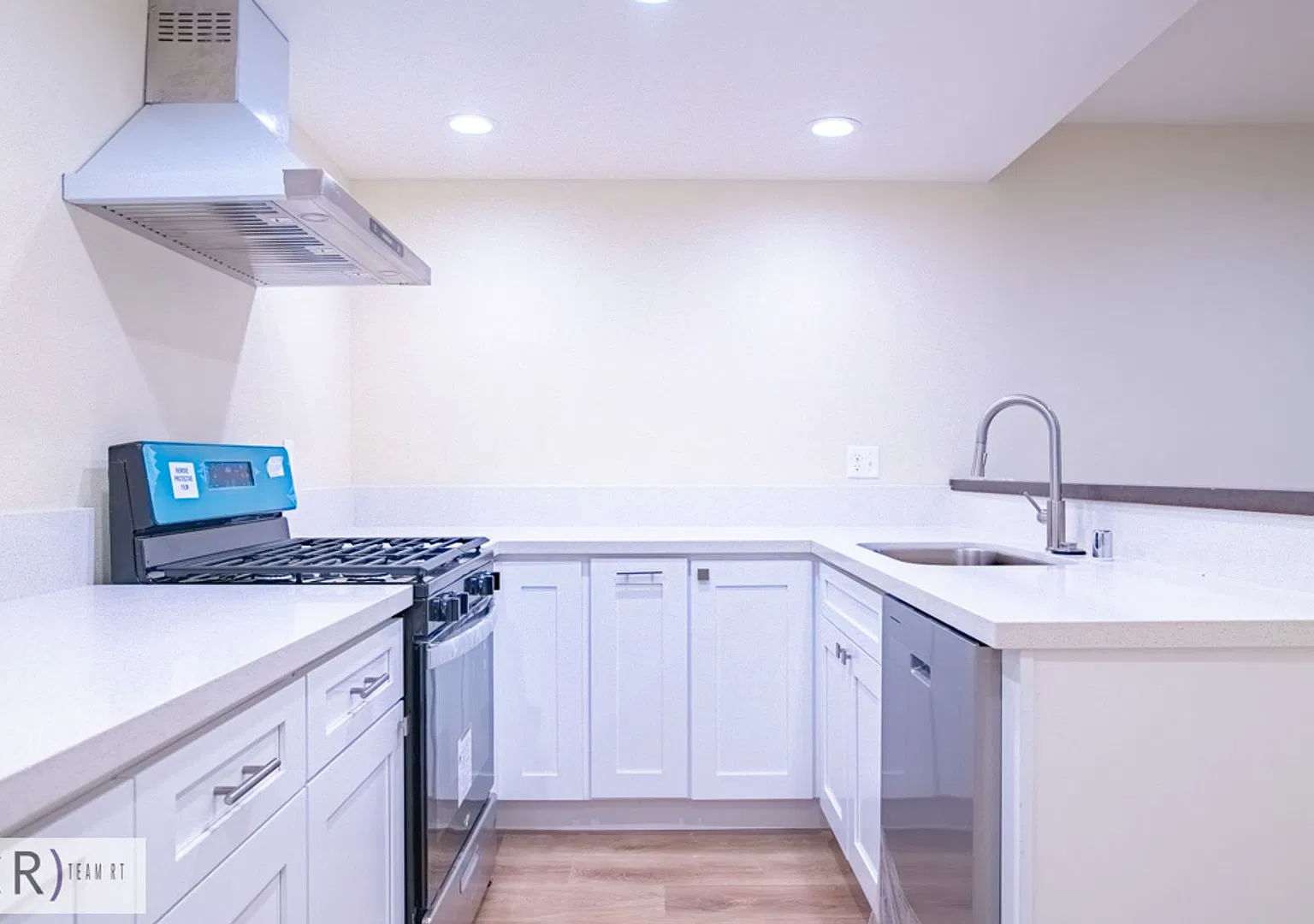 Remodeled 3-Bedroom Home in Woodside Park with Pool & Rowland Unified Schools ! — Photo 2