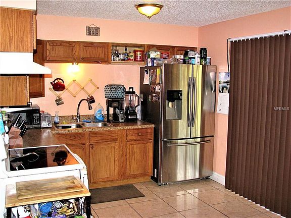 3rd image of 1107 Willow Ct