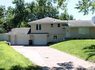 7738 Point Douglas Ct, Cottage Grove, MN 55016