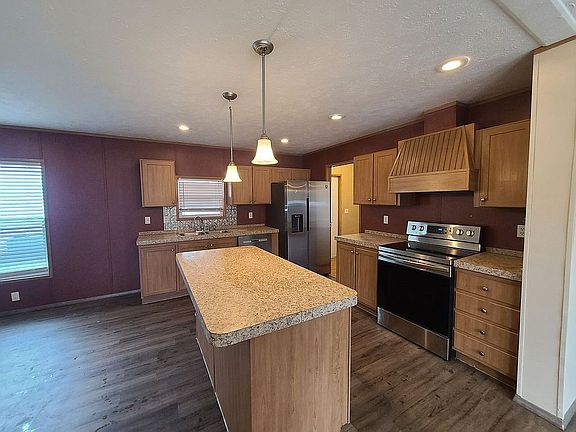 4th image of 3401 N 29th St
