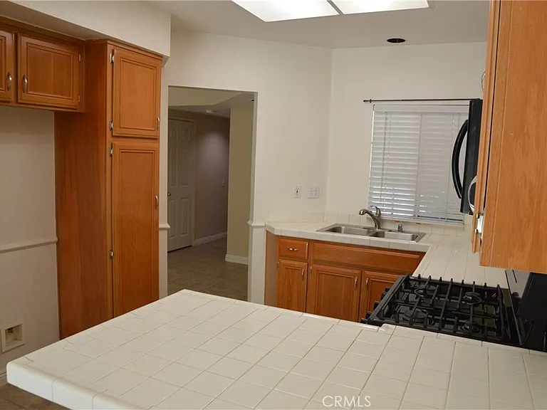227 Chandon — Photo 8