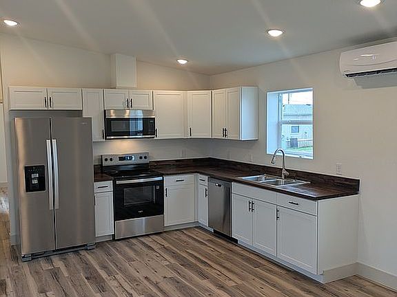 5th image of 115 Parker Dr