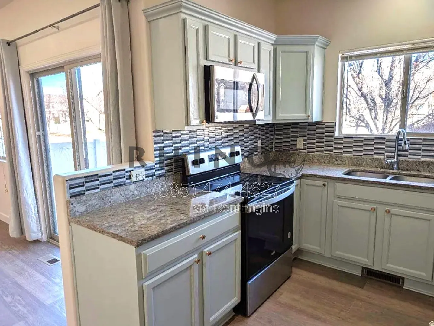 4 bed, 4.0 bath, 1870 sqft, $2,195 — Photo 3
