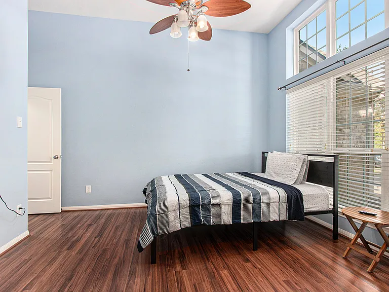 5741 Emerald Brook Ln — Photo 6