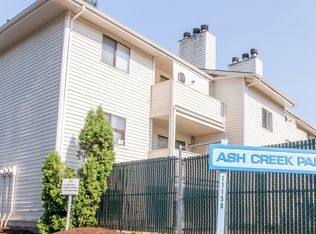 11150 SW Greenburg Rd APT 150, Tigard, OR 97223