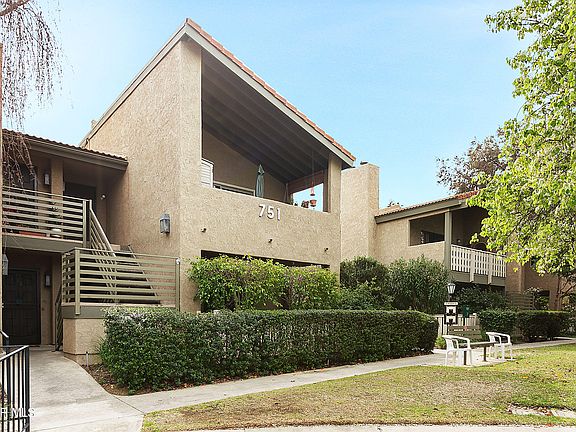 3rd image of 751 Birchpark Cir APT 107