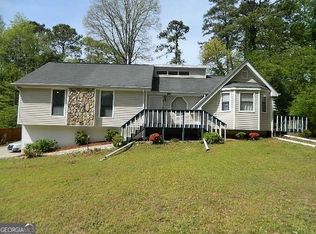 756 Post Road Way, Stone Mountain, GA 30088