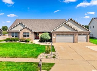 605 Victoria Dr, Washington, IL 61571