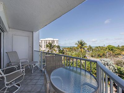 1300 Gulf Shore Blvd N APT 610, Naples, FL, 34102