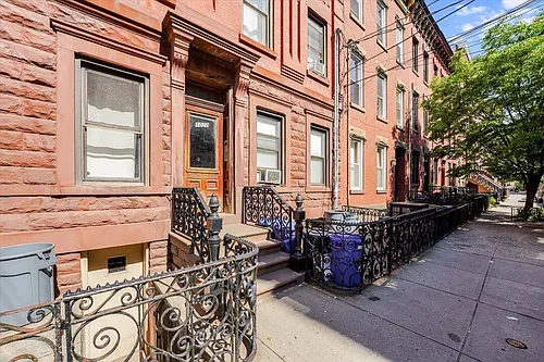 1020 Park Ave #6 Photo 1