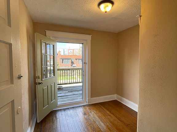 5th image of 3926 Edwards Rd #2