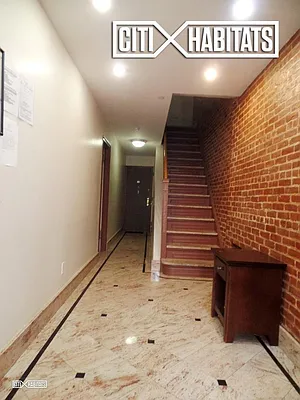 Rented by Citi Habitats | media 27