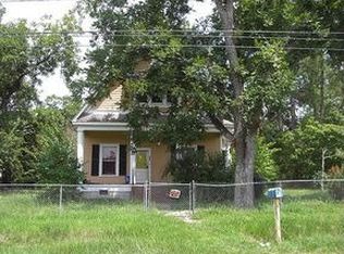 266 E Railroad St NE, Pelham, GA 31779