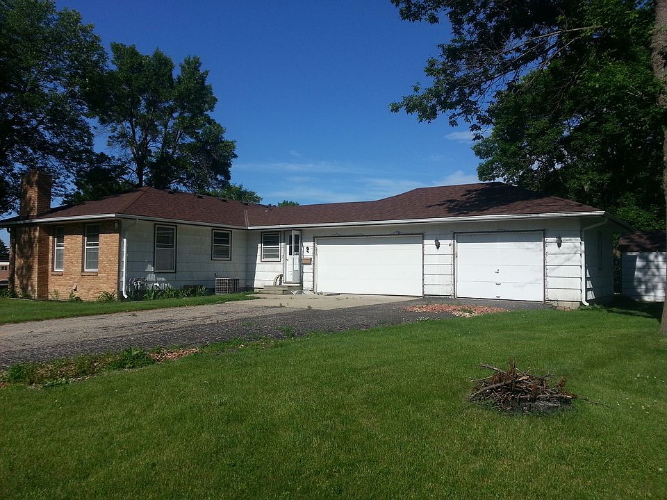 2nd image of 403 5th St
