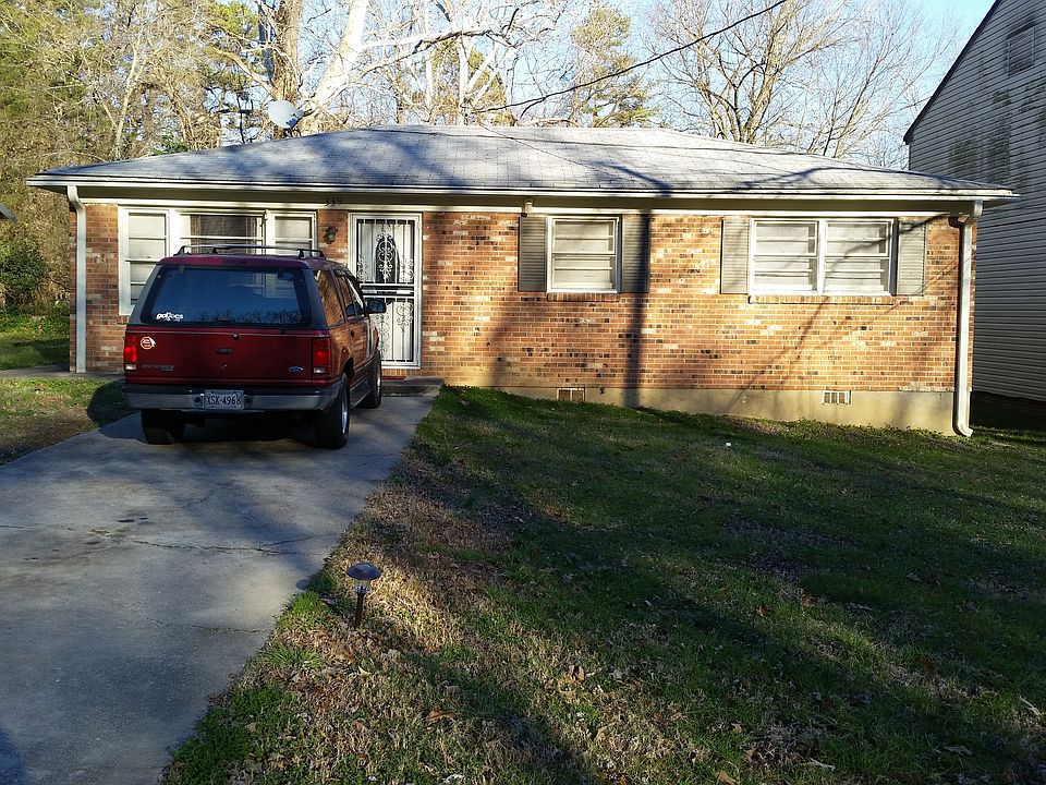 1st image of 339 College Park Dr