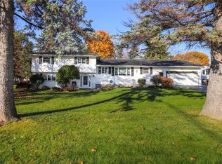 901 Wegman Rd, Rochester, NY 14624