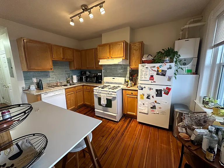 1056 Cambridge St #2 — Photo 2