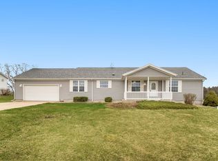 58643 Sun Valley Blvd, Goshen, IN 46528