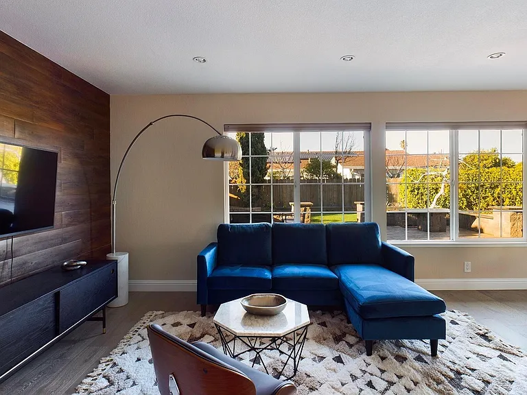 4841 Cheryl Ct — Photo 3