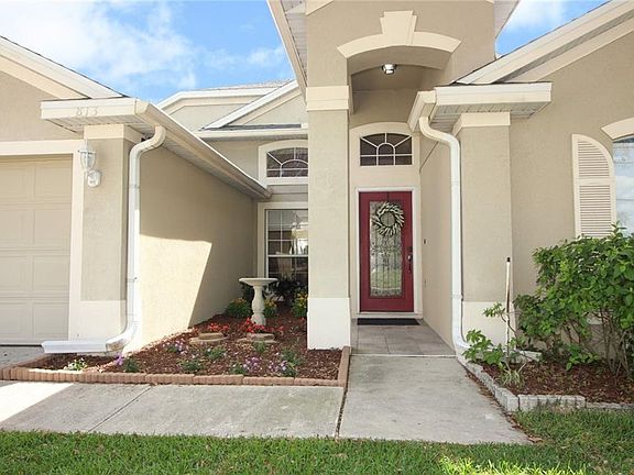 2nd image of 813 Oak Chase Dr