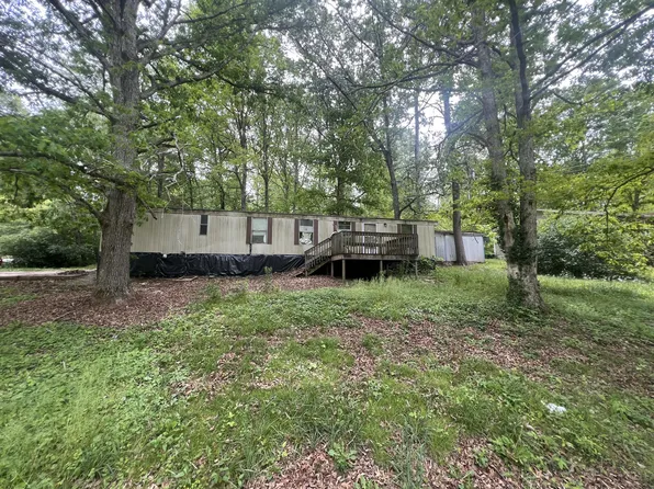 102 Avon Ln, Fairfield Glade, TN 38558