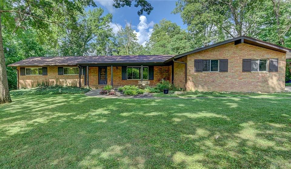 1st image of 2496 S Emerald Dr