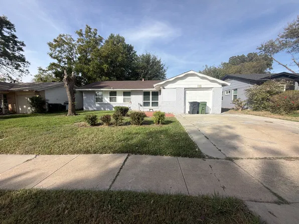 718 Susan Dr, Arlington, TX 76010