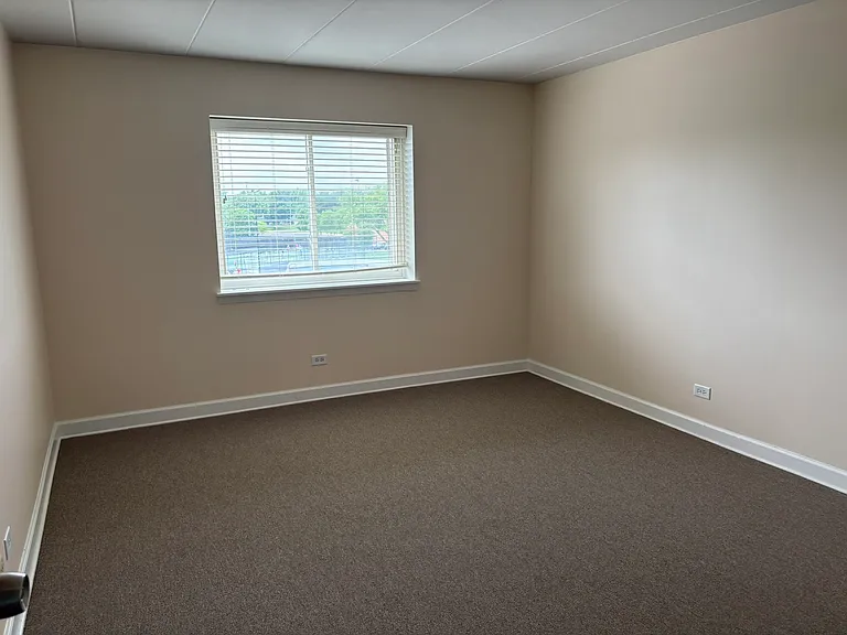 220 S Roselle Rd #422 — Photo 21