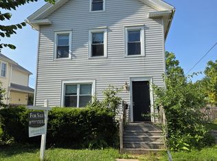 181 E 1st St #1/2, Fond Du Lac, WI 54935