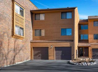 9559 Arrowhead Dr APT B1, Hickory Hills, IL