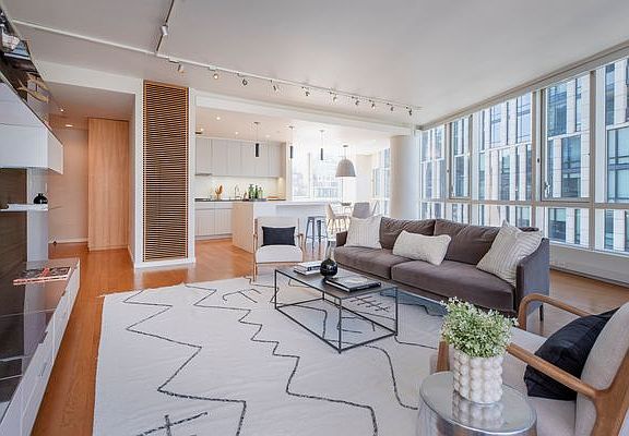 4th image of 200 Chambers St APT 9A