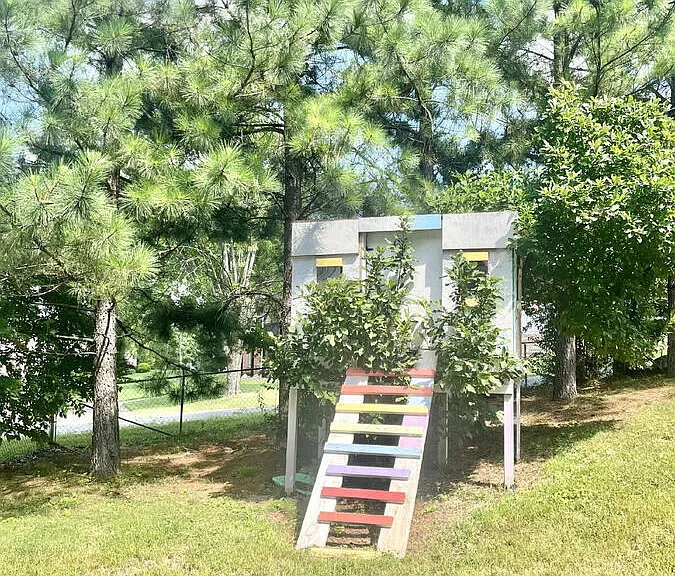 2204 Bainbridge Rd — Photo 63