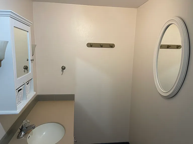400 Marshall Ave #14 — Photo 12