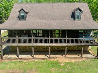 610 Southridge Ln, Talladega, AL 35160