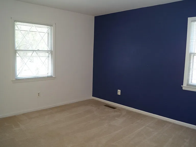 312 Hanford Ct — Photo 15