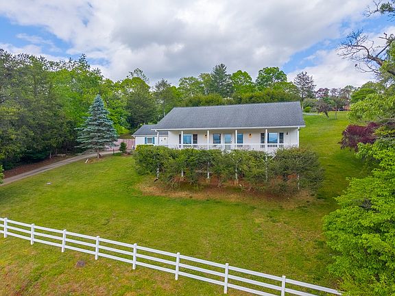 3rd image of 396 Wiley Brown Rd