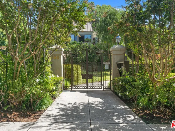 950 N Kings Rd #70, West Hollywood, CA 90069