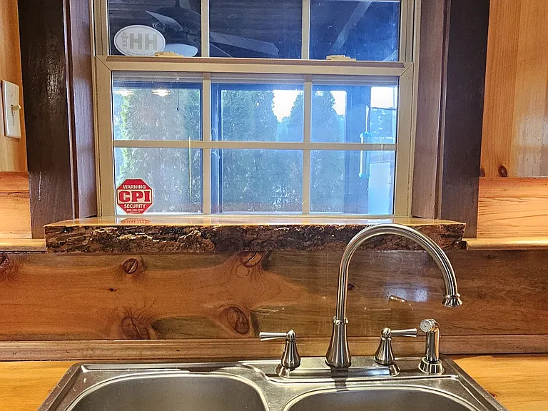 181 Halfway Rd — Photo 10