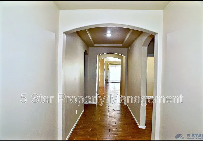 2200 Willie Mier St — Photo 6
