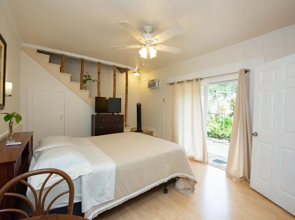 2939 Park St, Honolulu, HI 96817