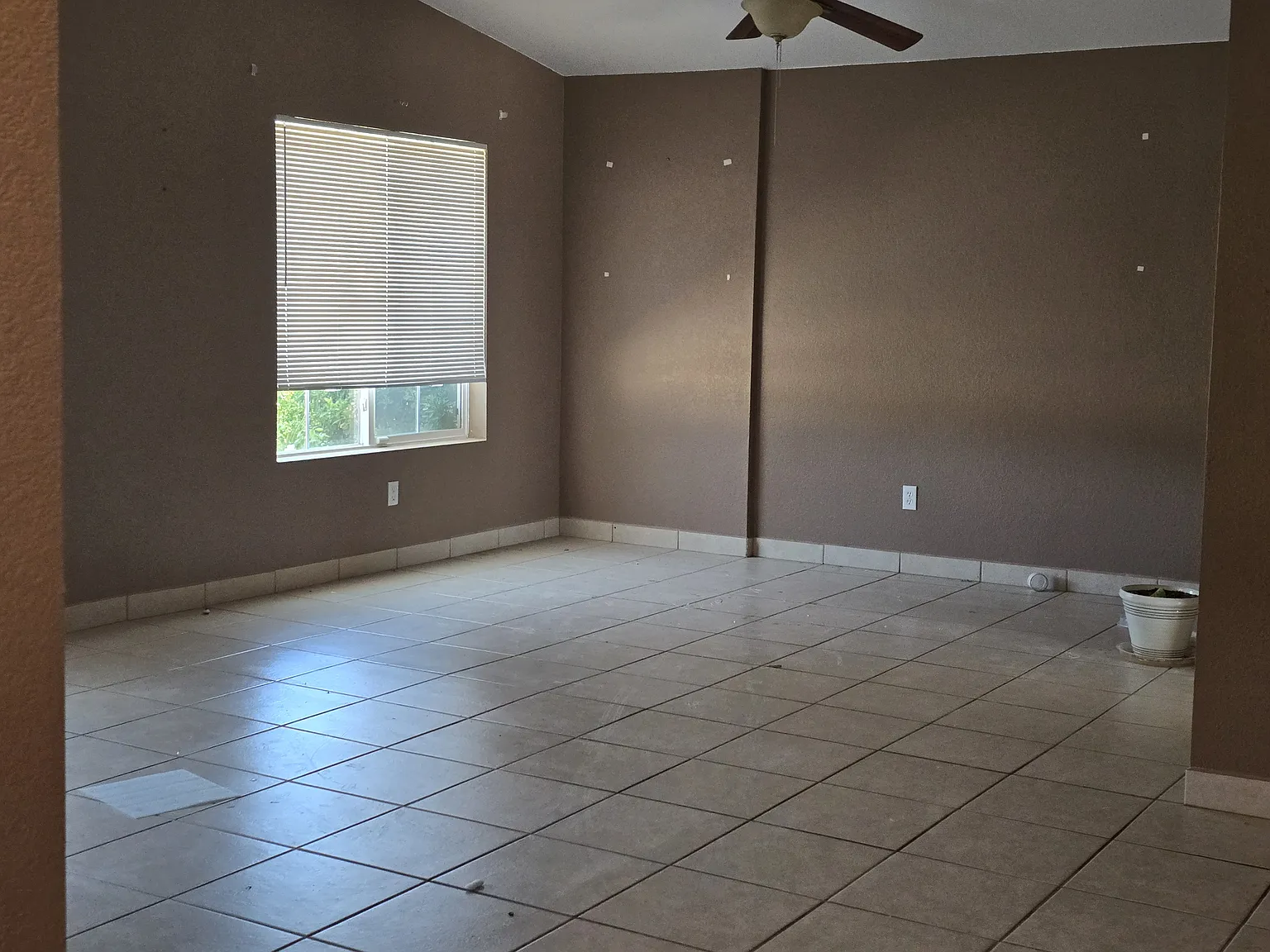 8100 Hemlock Ave — Photo 4