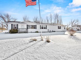 3286 County Rd E, Omro, WI 54963