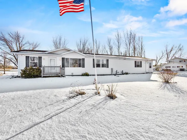 3286 County Rd E, Omro, WI 54963