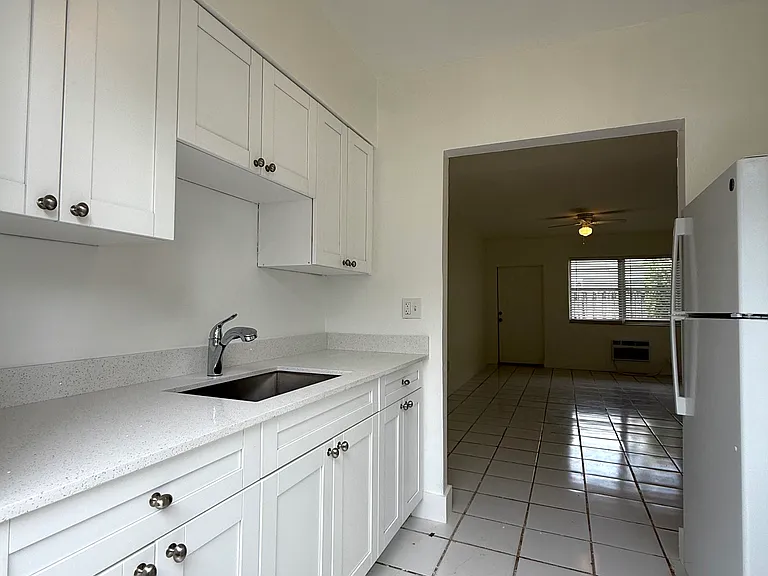 810 82nd St #1 — Photo 9