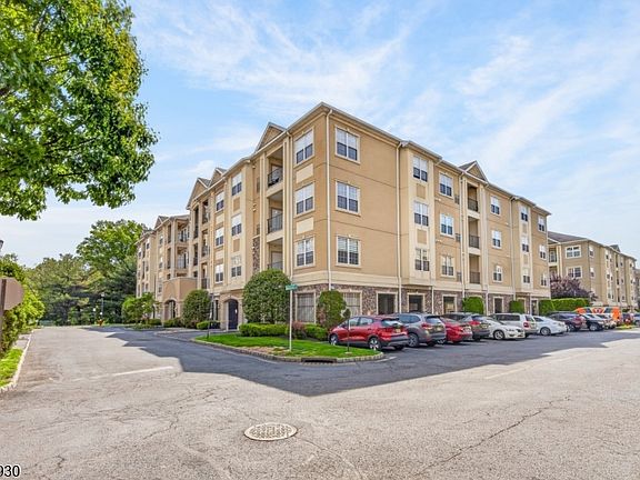 3rd image of 7101 Ravenscroft Rd