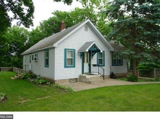 635 Gardner St, Wayzata, MN 55391