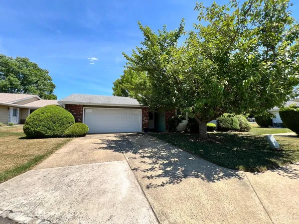 321A Persica Plz, Monroe Township, NJ 08831