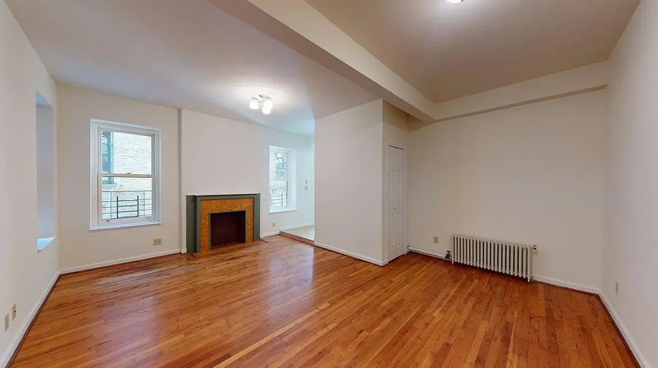 227 Riverside Drive — Photo 3