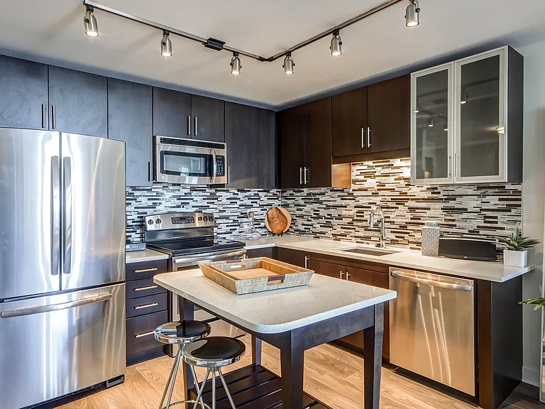 Elevation at Washington Gateway — Photo 9
